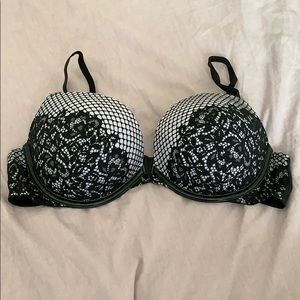 Victoria’s Secret push up bra
